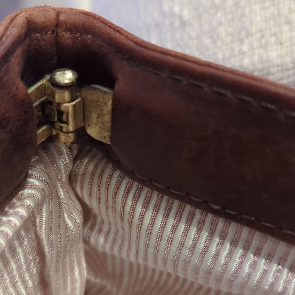 Clutch by Lauren Merkin Approx 14Wx7L - Picture 4 of 9